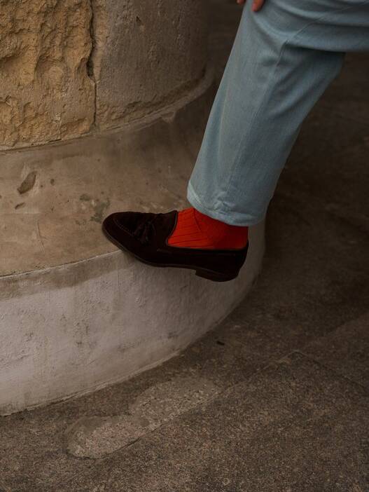 Orange socks men's autumn how to wear